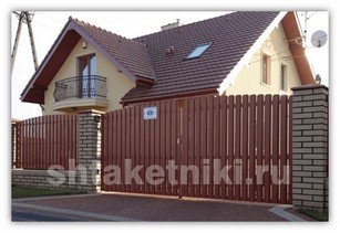 Штакетник для забора под дерево в Чите